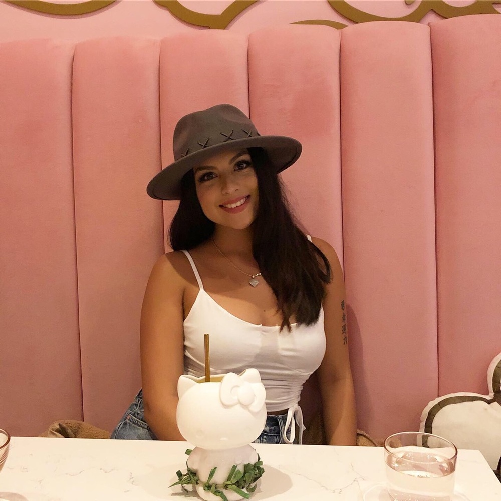 Meet your Posher, Marisol